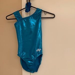 Girls gymnastics suit